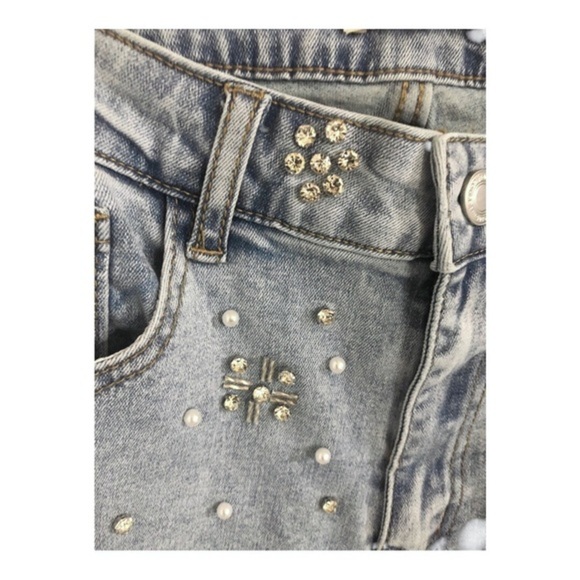 Stunning Pearl & crystal cz adorned light wash denim jeans size large brand new - Picture 13 of 14